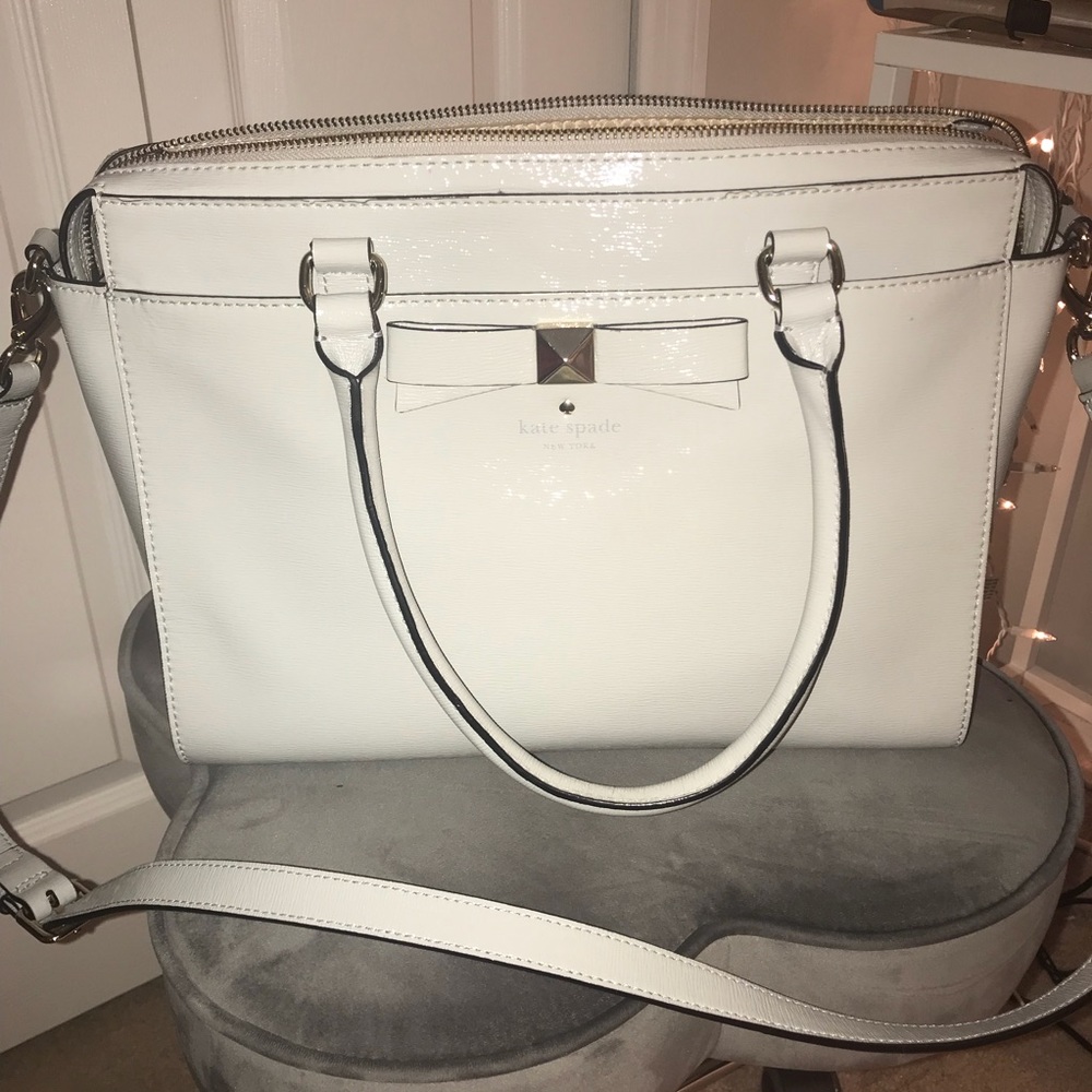 PATENT LEATHER KATE SPADE PURSE - MINIMAL USE